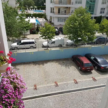 Daire Aparthotel Elit 2 *