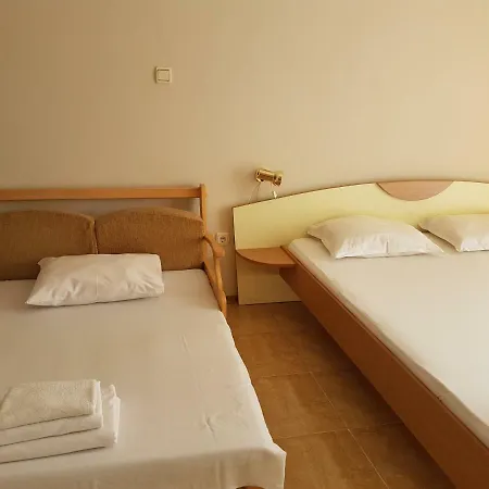 Aparthotel Elit 2 Apartment